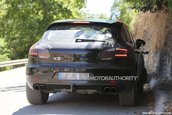 Porsche Macan Turbo - Poze Spion