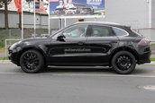 Porsche Macan, un SUV mai mic decat Cayenne, surprins in teste