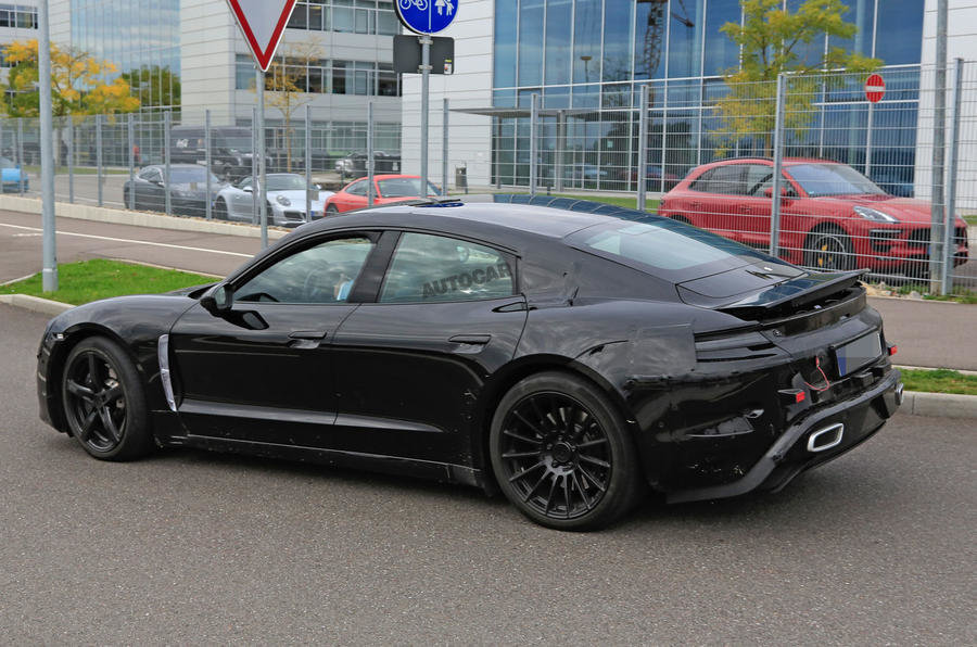 Porsche Mission E - Poze spion