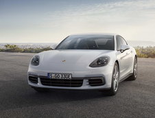 Porsche Panamera 4 E-Hybrid