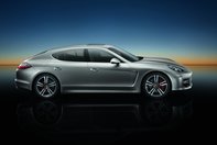 Porsche Panamera primeste noi jante pe 20 inci