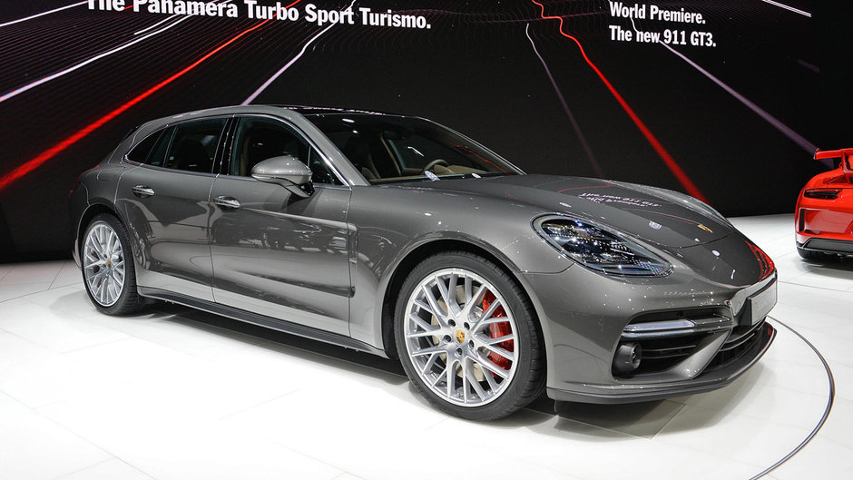 Porsche Panamera Sport Turismo - Poze Reale