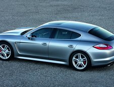 Porsche prezinta primele fotografii ale modelului Panamera Gran Turismo