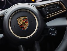 Porsche Taycan Turbo si Turbo S