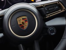 Porsche Taycan Turbo si Turbo S