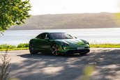 Porsche Taycan Turbo si Turbo S