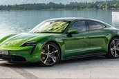 Porsche Taycan Turbo si Turbo S