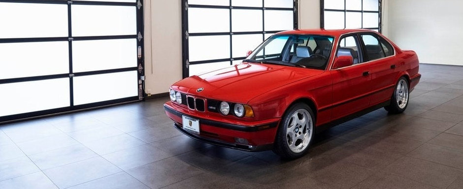 Porsche vinde in Las Vegas un BMW M5 din '91. Automobilul bavarez are doar 50.000 de KM la bord