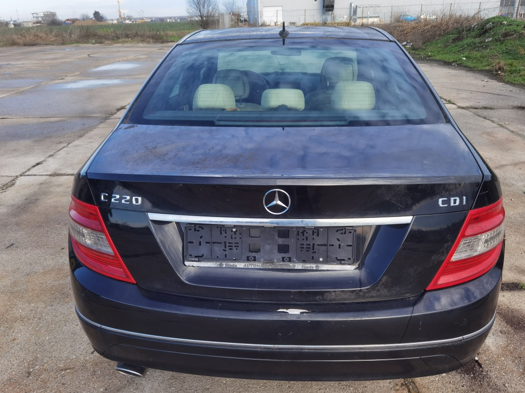 Portbagaj Mercedes C220 cdi w204