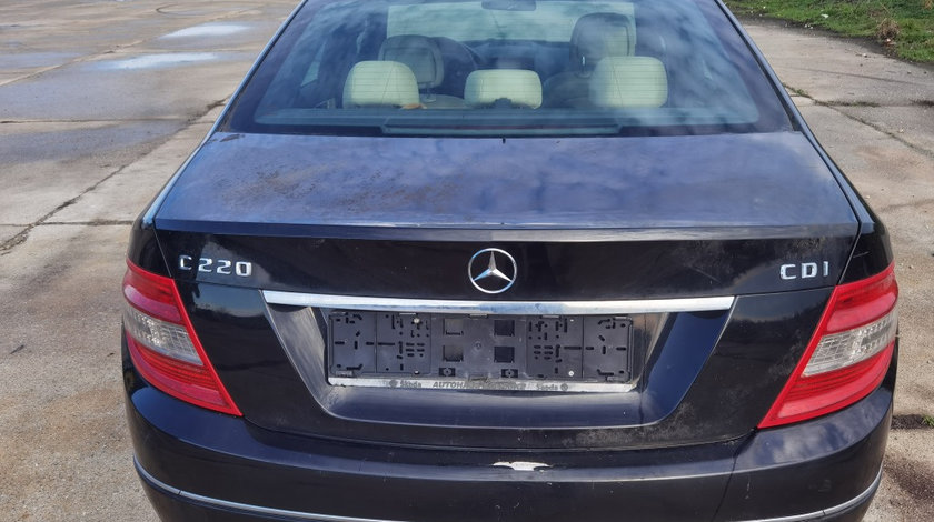 Portbagaj Mercedes C220 cdi w204