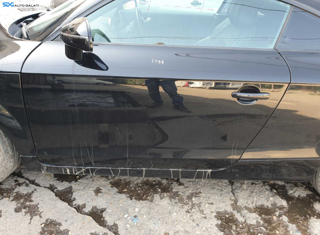 Portiera Stanga Dezechipata Audi TT 8J 2006 - 2014 Culoare LY9B
