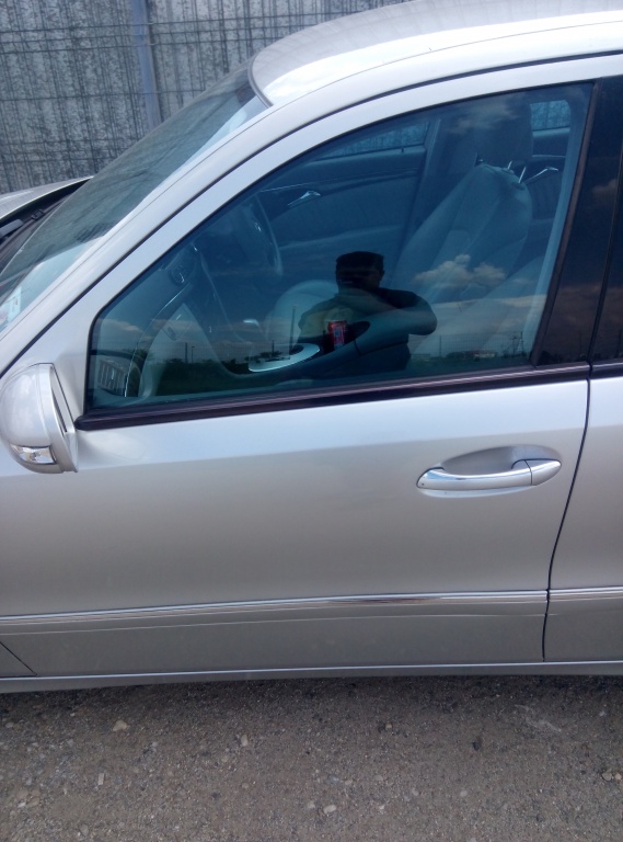 Portiera stanga fata mercedes e220 e270 e320 w211