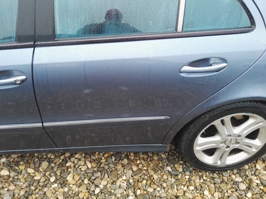 Portiera stanga spate Mercedes E Class W211 facelift 2007