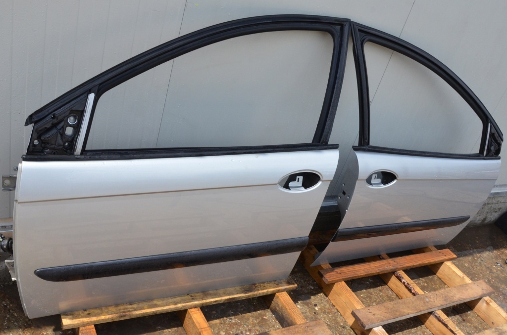 Portiera usa DREAPTA DREAPTA dreapta fata gri Citroen C5 2001 - 2004