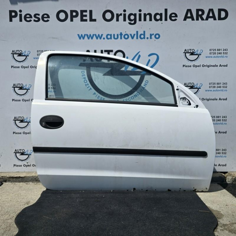 Portiera usa dreapta fata Opel Corsa C 2000-2006