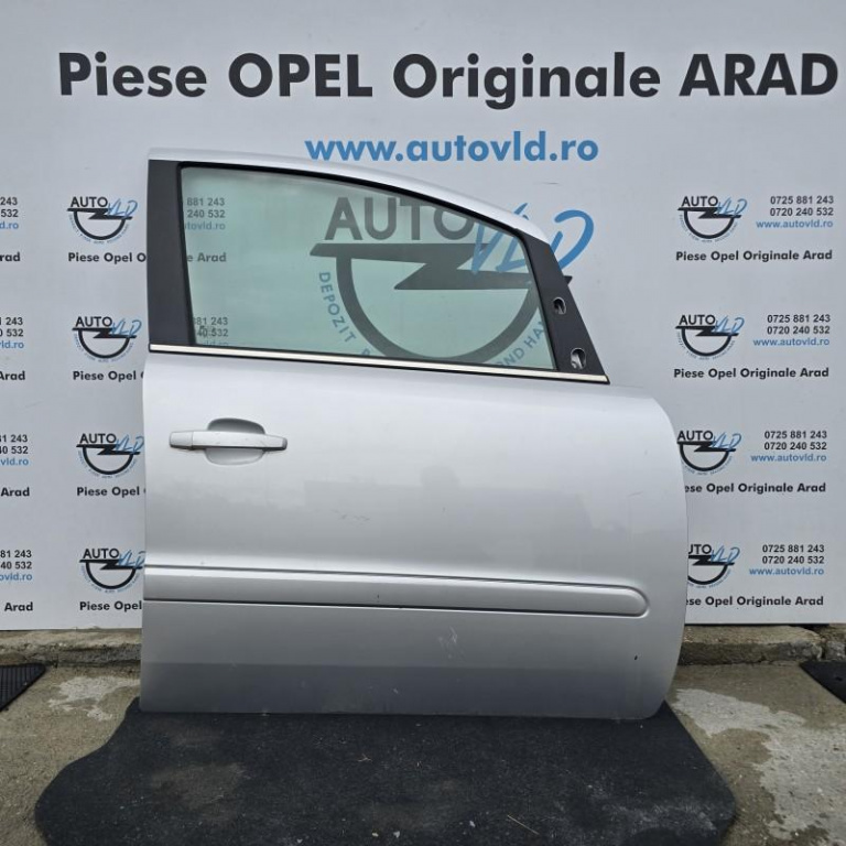 Portiera usa dreapta fata Opel Zafira B 2005-2014