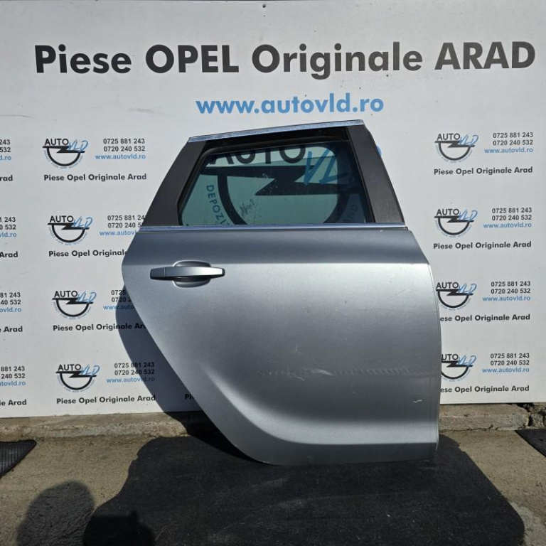 Portiera usa dreapta spate Opel Astra J 2009-2012