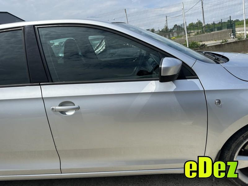 Portiera usa fata dreapta culoare argintiu - la7w Skoda Rapid (2012-2017)