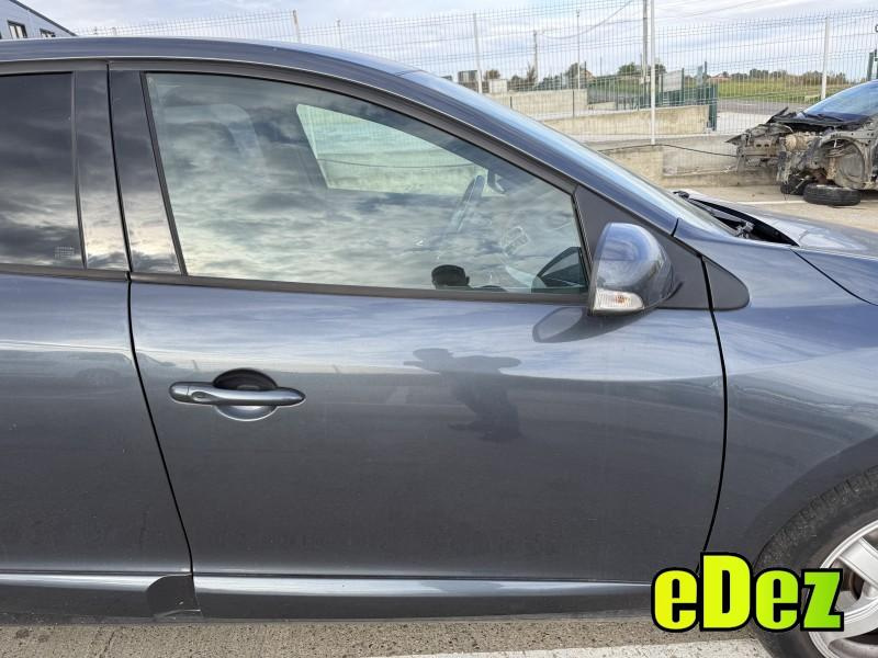 Portiera usa fata dreapta culoare grey titanium Renault Megane 3 facelift (2012-2016)