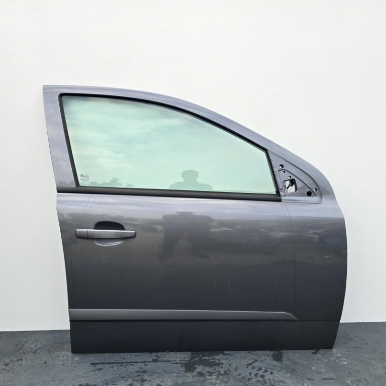 Portiera usa fata dreapta Opel Astra H facelift 2007-2010