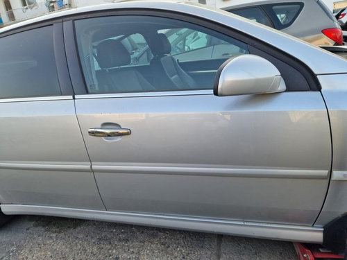 Portiera usa fata dreapta Opel Vectra C 2002-2005