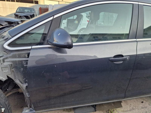 Portiera usa fata stanga Opel Astra J 2009-2012