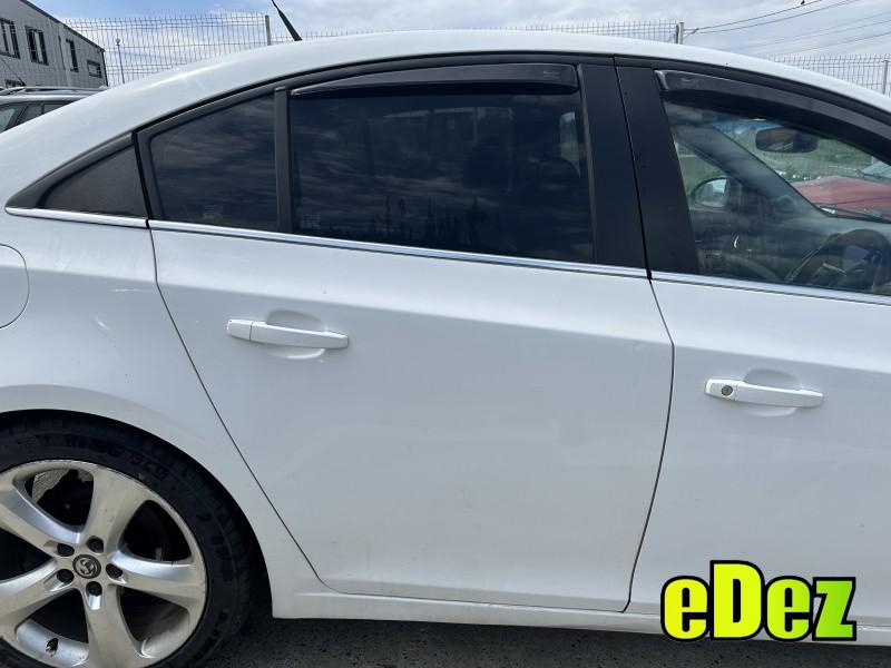 Portiera usa spate dreapta culoare alba Chevrolet Cruze (2012->) [J308]