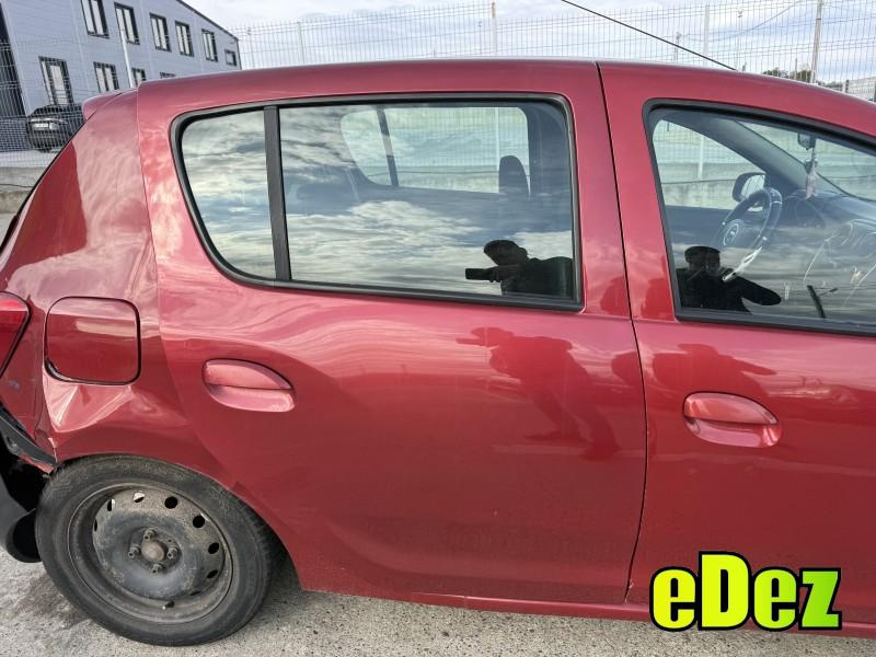 Portiera usa spate dreapta culoare rosie Dacia Sandero 2 (2012-2017)