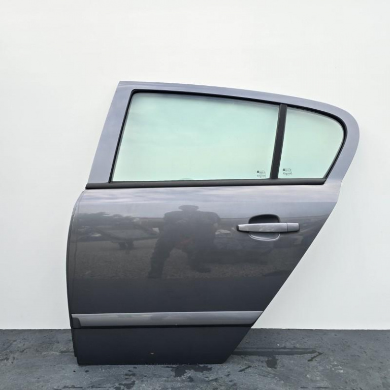 Portiera usa spate stanga Opel Astra H facelift 2007-2010