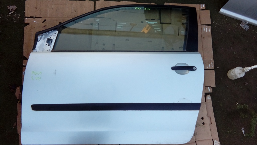 Portiera / Usa Stanga Fata VW Polo 9N Coupe cod culoare LA7W 2001-2005