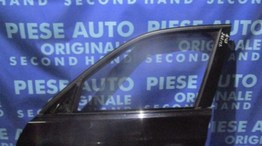 Portiere fata BMW E83 X3 2009 (usor infundata langa balamale)