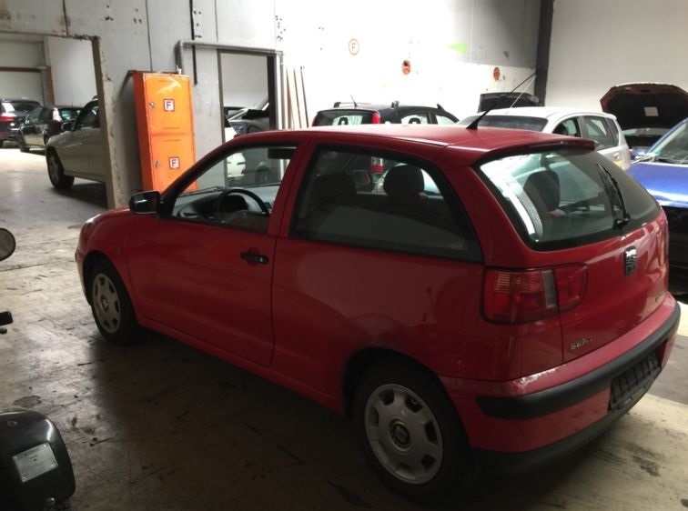 portiere usi laterale haion cu luneta bara sapate stopuri lampi seat ibiza 2001