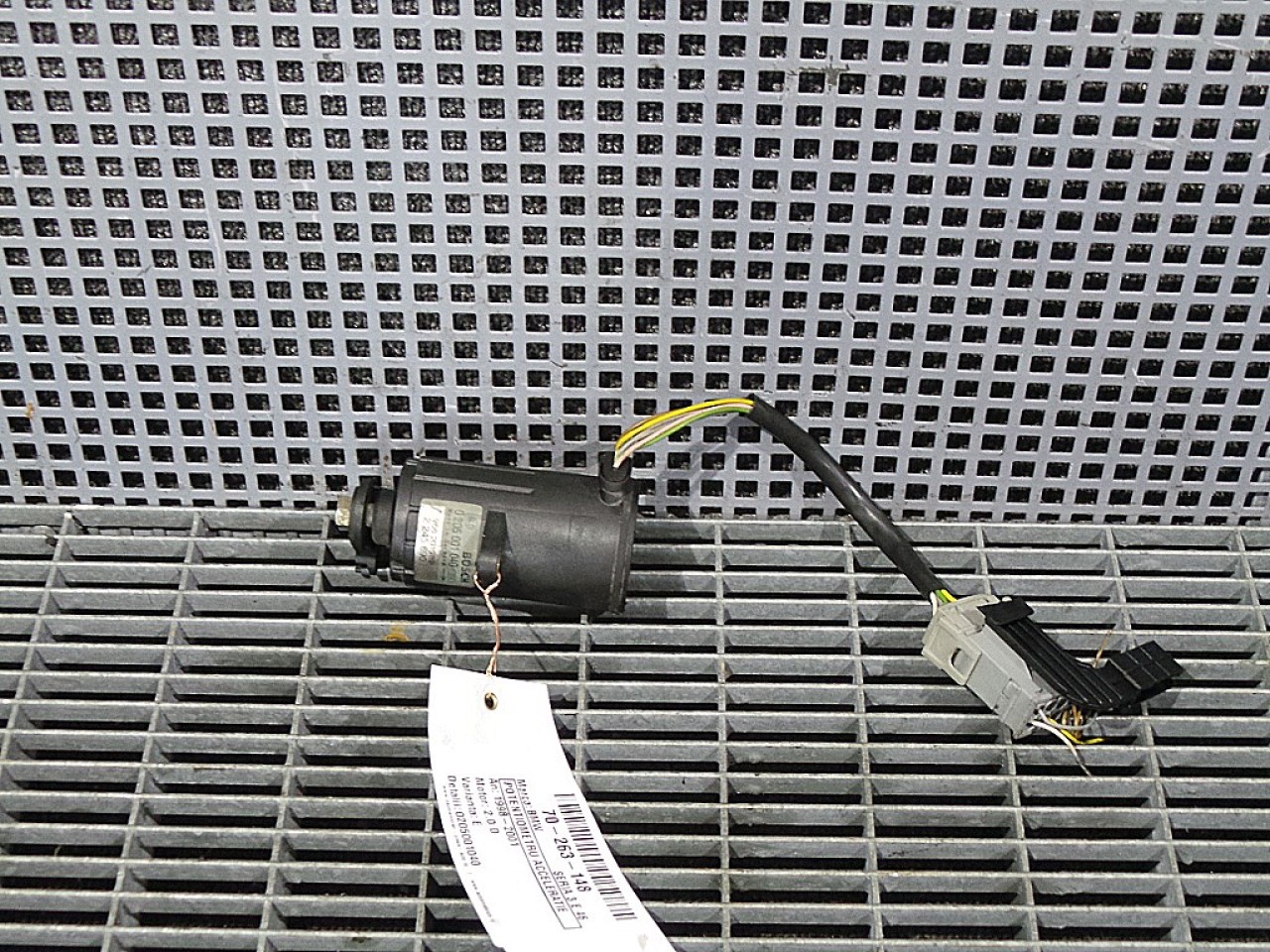 POTENTIOMETRU ACCELERATIE BMW SERIA 3 E 46 2.0 D - (1998 2001)