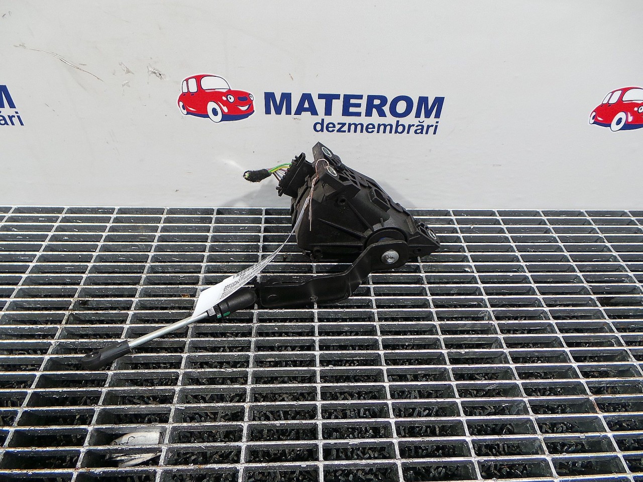 POTENTIOMETRU ACCELERATIE VW TRANSPORTER T5 - - (2003 2009)