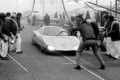 Povestea recordurilor mondiale cu Mercedes-Benz C111-IV, masina-experiment a anilor '70