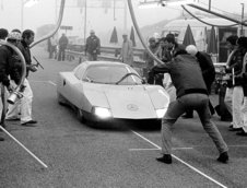 Povestea recordurilor mondiale cu Mercedes-Benz C111-IV, masina-experiment a anilor '70