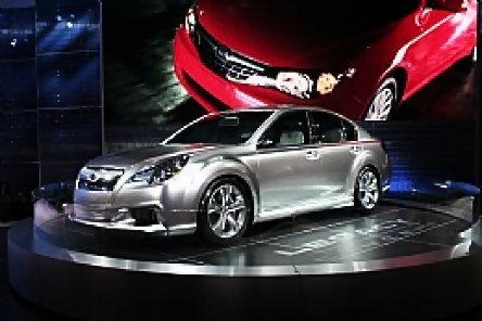 Poze de la Detroit Auto Show cu Subaru Legacy Concept Poze de la Detroit Auto Show cu Subaru Legacy Concept