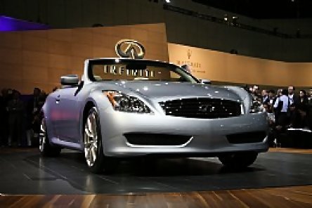 Poze de la LA Auto Show cu Infiniti G37 Convertible Poze de la LA Auto Show cu Infiniti G37 Convertible