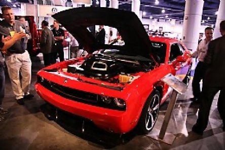 Poze de la SEMA cu Dodge Challenger SRT10 Poze de la SEMA cu Dodge Challenger SRT10