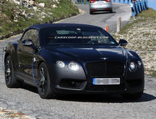 Poze spion: Bentley Continental GTC Speed 2012 surprins in Alpi