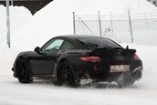 Poze spion cu Porsche 911 Turbo 2013