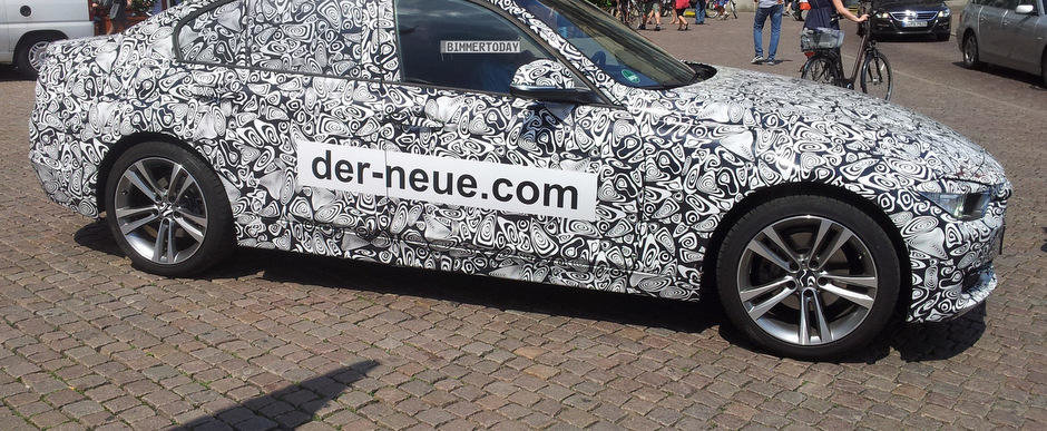 Poze Spion: Noul Jaguar XE iese pe strazi deghizat in BMW Seria 3 Poze Spion: Noul Jaguar XE iese pe strazi deghizat in BMW Seria 3