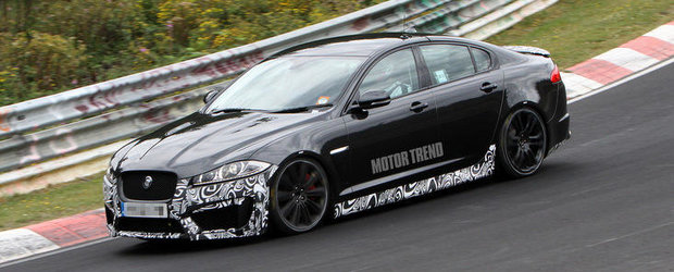 Poze Spion: Noul Jaguar XFR-S face cunostinta cu circuitul de la Nurburgring