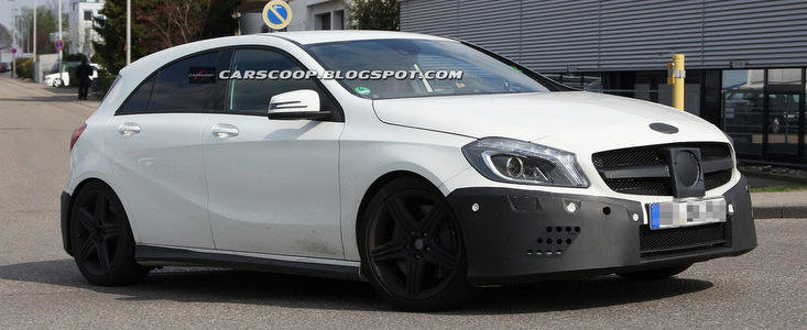 Poze Spion: Noul Mercedes A25 AMG scapa de camuflaj, debuteaza in toamna Poze Spion: Noul Mercedes A25 AMG scapa de camuflaj, debuteaza in toamna