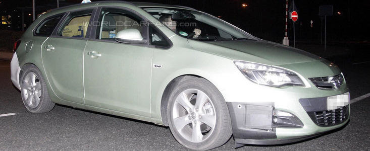 Poze Spion: Opel pregateste Astra Facelift Poze Spion: Opel pregateste Astra Facelift