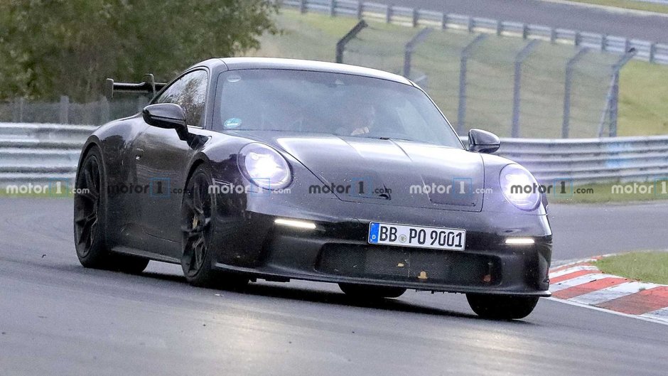 Poze spion Porsche 911 GT3