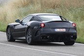 Poze spion: urmasul lui Ferrari 599 surprins in teste