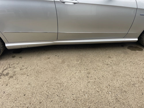 Prag dreapta AMG Mercedes e class w212
