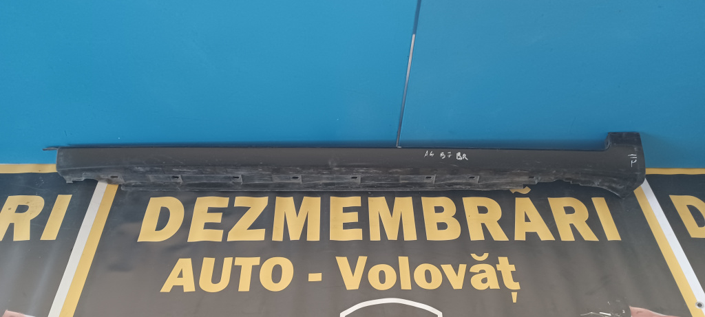 Prag dreapta Audi A4 (2004-2008) [8EC, B7] 2.0 Motorina 2006