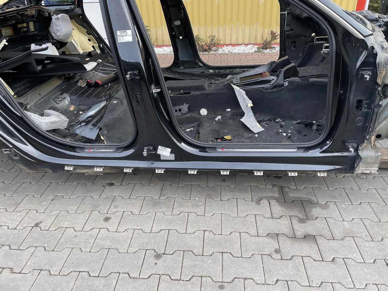 PRAG DREAPTA AUDI A6 A6 - - (2011 2015)